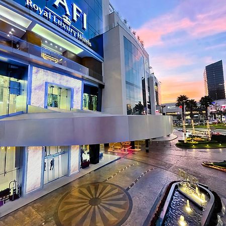 Safi Royal Luxury Metropolitan San Pedro Garza Garcia Exterior foto The Village Outlets