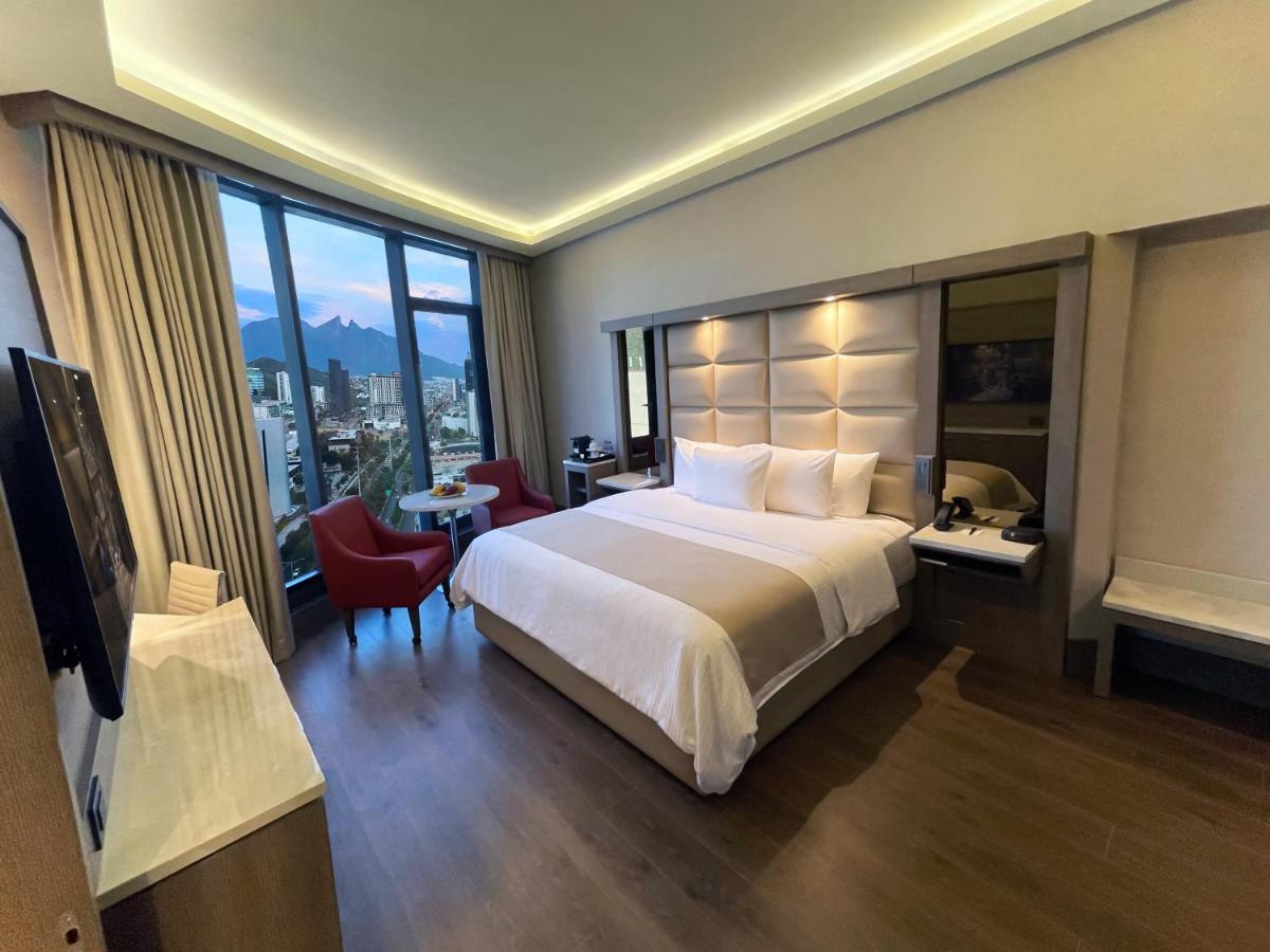 Safi Royal Luxury Metropolitan San Pedro Garza Garcia Exterior foto