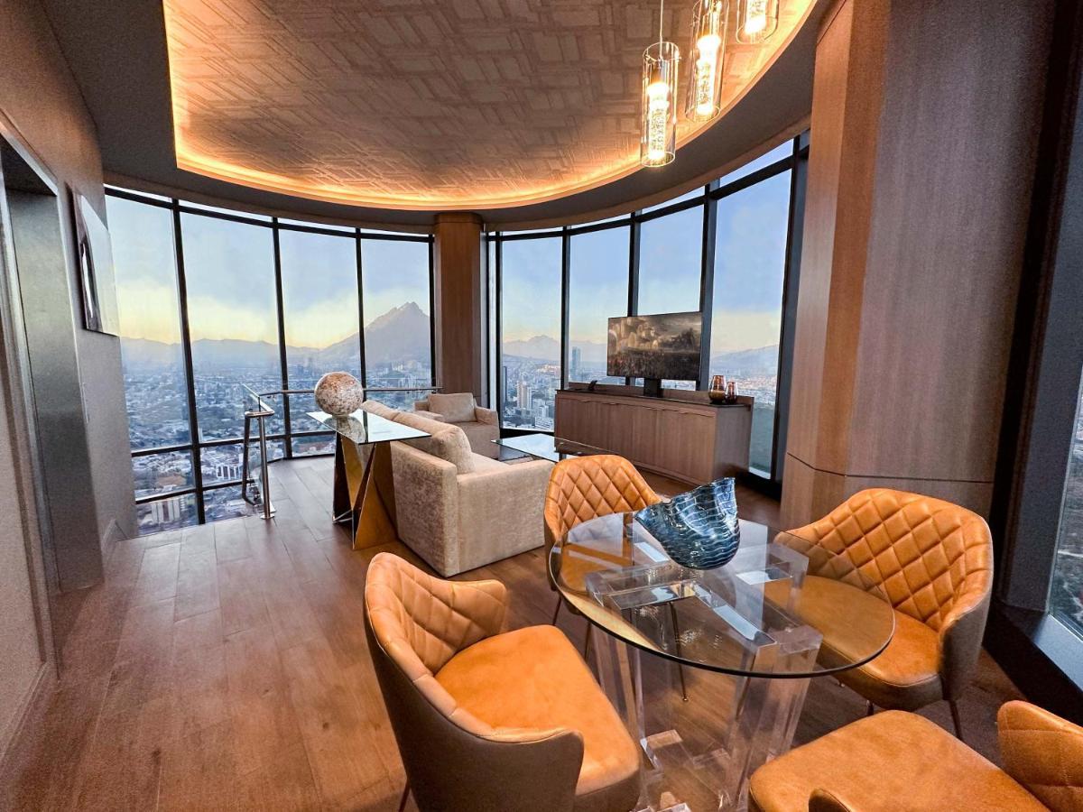 Safi Royal Luxury Metropolitan San Pedro Garza Garcia Exterior foto The interior of a penthouse