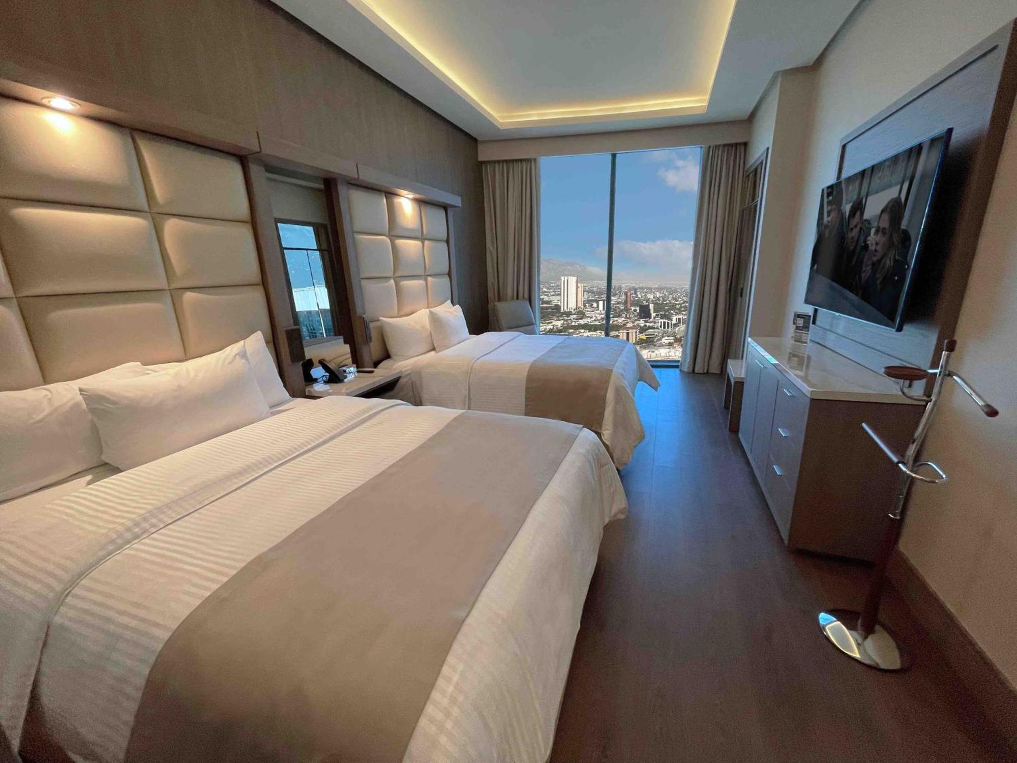 Safi Royal Luxury Metropolitan San Pedro Garza Garcia Exterior foto